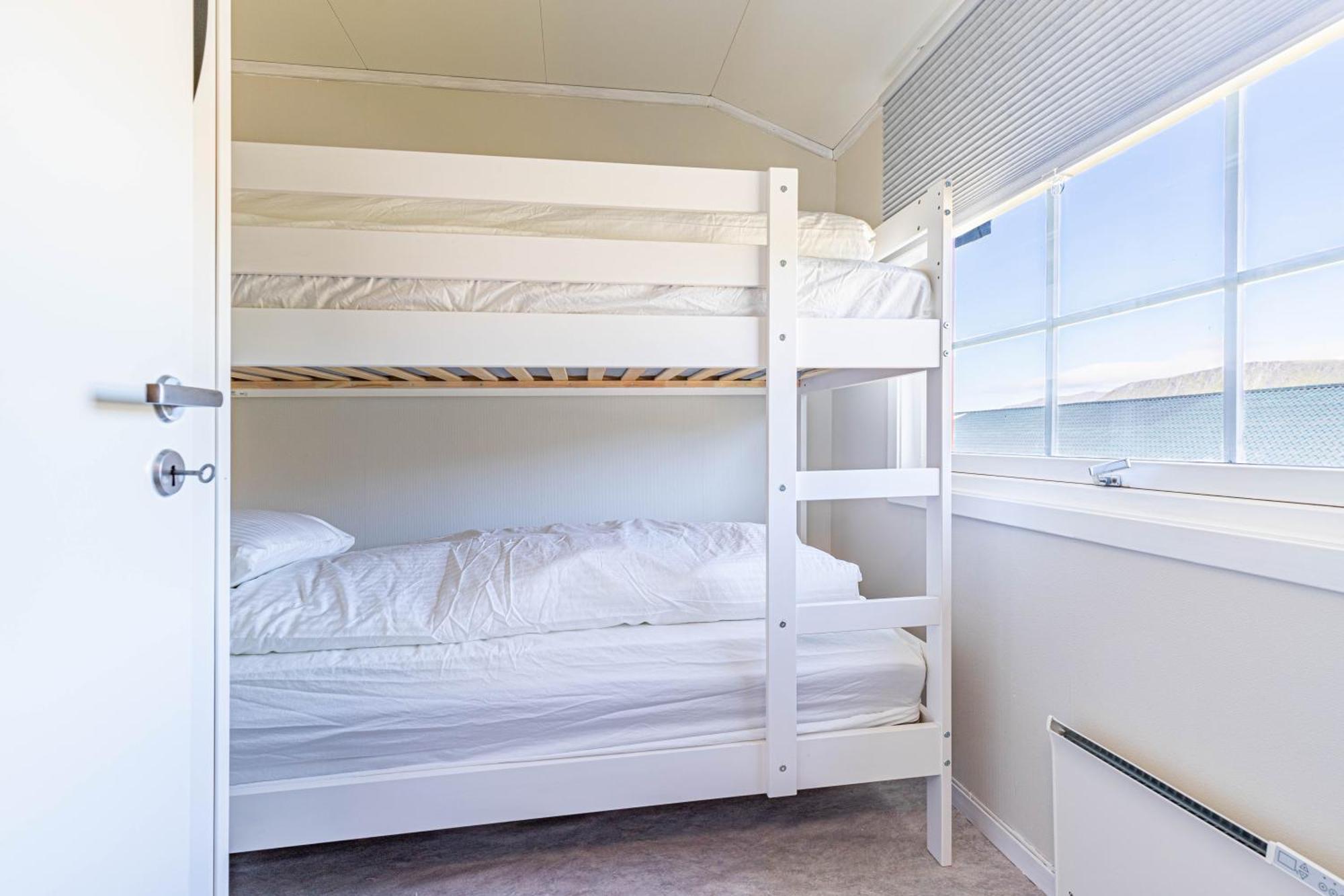 Arctic Lodging North Cape Skarsvåg Екстериор снимка