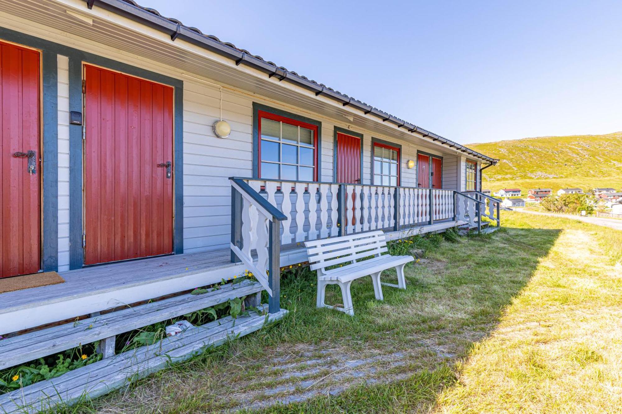 Arctic Lodging North Cape Skarsvåg Екстериор снимка